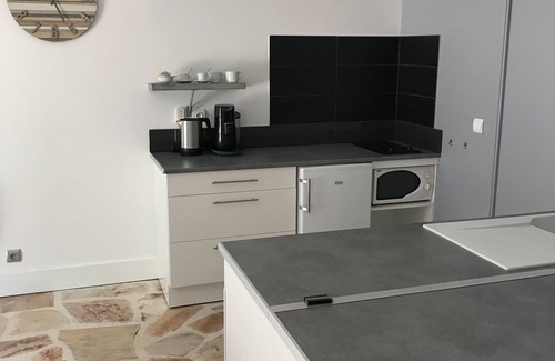 Puechabon Apartment | Relaxing Studio Near St Guilhem le Désert with Pool & Spa