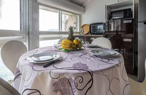 Pointe de la verdure Apartment | Oceanfront Studio EN Duplex with Breathtaking Views