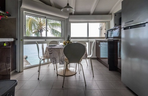 Pointe de la verdure Apartment | Oceanfront Studio EN Duplex with Breathtaking Views