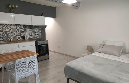 Saint-Laurent-d'Aigouze Apartment | Experience Studio Entier: Guest Rated 9/10 for Quality
