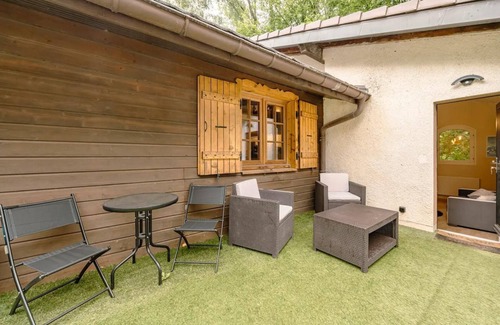 Anthy-sur-Leman Apartment | Relaxing Studio in Nature with Spa Near the Lake