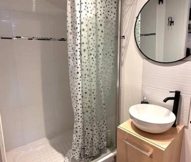 Nevers Apartment | Charming Studio en Ville - Perfect for Families and Guests