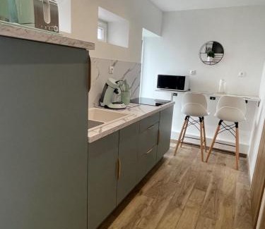Dunkerque Centre Apartment | Idyllic Studio Between Sea and City Center, Rated 10/10