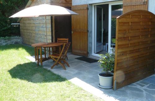 Les Sagnieres Apartment | Enchanting Studio Near Serre-Ponçon Lake with Dining Options