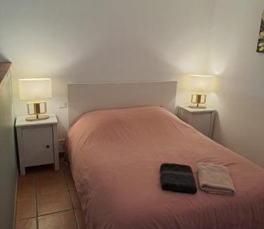 Donneville Apartment | Cozy Studio Escale champêtre 31 - Highly Rated & Family Friendly