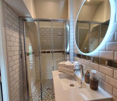 Bayeux Apartment | Discover Studio Exupere: Highly Rated Stay at 9.5/10