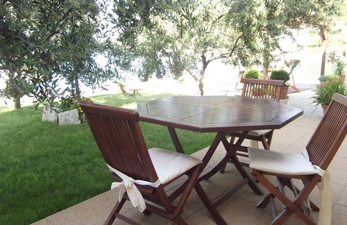 Blace Apartment | Beachside Studio Flat in Blace, Neretva Delta - Pet Friendly