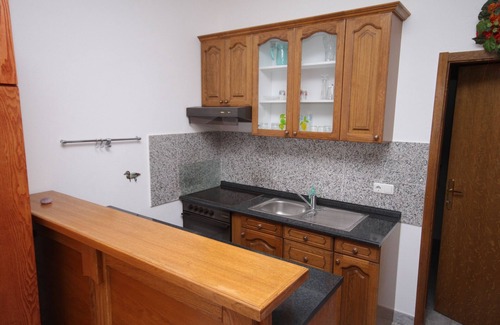 Slatine Apartment | Beautiful Studio Flat with Ocean View Near Slatine Beach