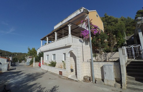 Brna Apartment | Exceptional Studio Flat with Ocean View in Brna, Korčula