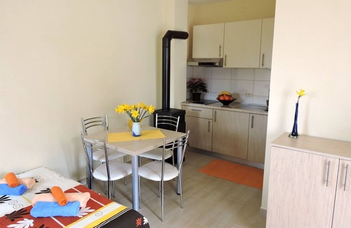 Veli Rat Apartment | Cozy Studio Flat with Ocean View in Veli Rat, Dugi Otok