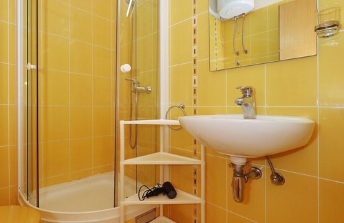 Bozava Apartment | Cozy Studio Flat with Ocean View in Božava, Dugi Otok