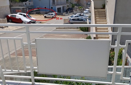 Krizna luka Apartment | Oceanfront Studio Flat with Balcony & Sea View in Hvar