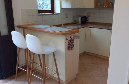 Cove Murtar Apartment | Idyllic Sea View Studio Flat with Terrace in Mali Lošinj