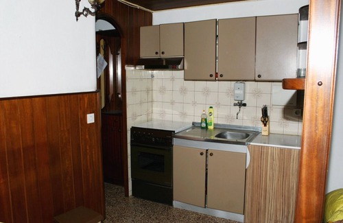 Sumartin Apartment | Oceanfront Studio Flat with Terrace & Sea View in Sumartin