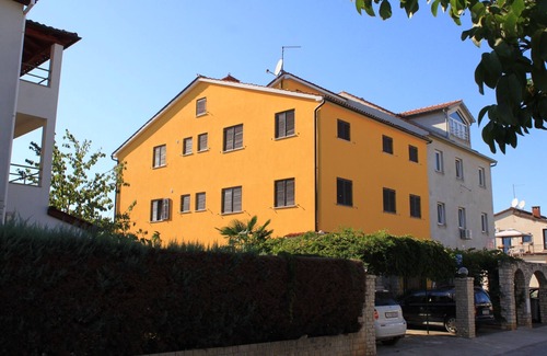 Valbandon Apartment | Pet-Friendly Studio Flat with Ocean View in Fažana