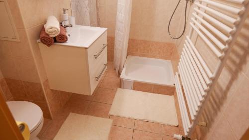 Sopron Apartment | Exceptional Studio Florens - Rated 9.6/10 & Family-Friendly