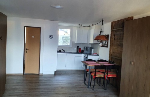 Emmetten Apartment | Studio for 2-4 guests with balcony and panorama view