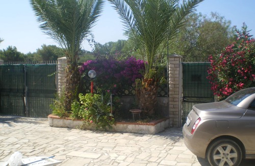 Torre Castiglione Apartment | Cozy Studio for 2/4 Just Steps from the Ocean