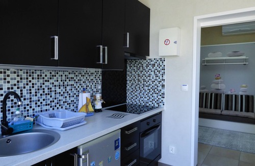 Arcachon Apartment | Cozy Studio for Two with Ocean View & Pet-Friendly Amenities