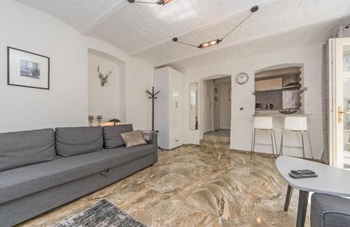 Gorny Sopot Apartment | Cozy Studio Four with Private Entrance in Sopot Center