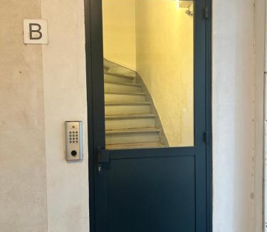 Croulebarbe Apartment | Cozy Studio Near 5th Arrondissement for Your Paris Stay