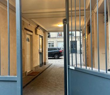 Croulebarbe Apartment | Cozy Studio Near 5th Arrondissement for Your Paris Stay