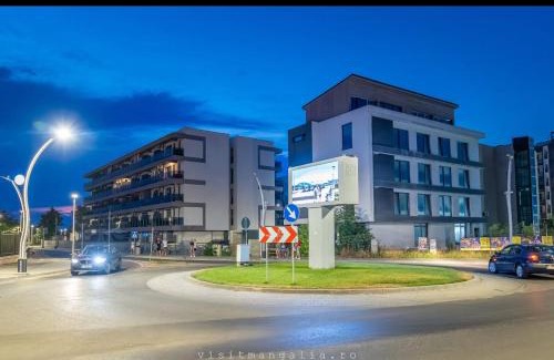 Saturn Apartment | Oceanfront Studio Gul Mona Saturn: Rated 9.7 with Beach Access