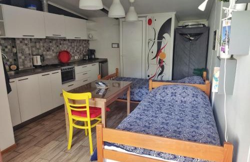 Bitola Apartment | Affordable Studio House Getaway - Child Friendly Escape