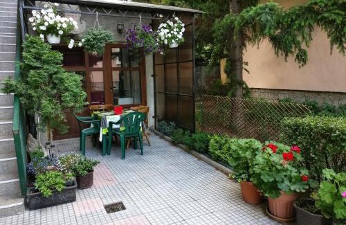 Bitola Apartment | Affordable Studio House Getaway - Child Friendly Escape