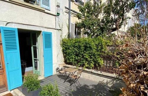 Saint-Germain-en-Laye Apartment | Charming Studio in Central Saint Germain en Laye