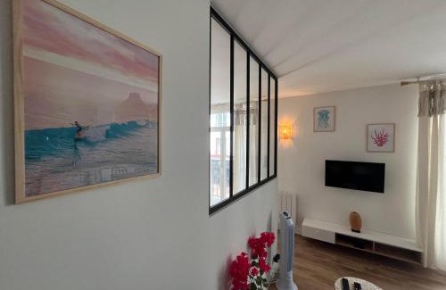 Lorient Apartment | Top-Rated Studio Ibiza in the Heart of Lorient
