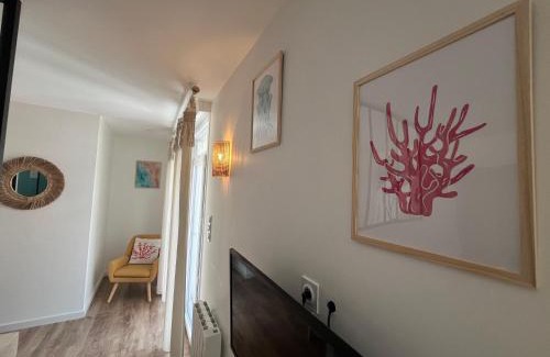Lorient Apartment | Top-Rated Studio Ibiza in the Heart of Lorient