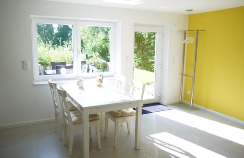 Reinfeld Apartment | Perfect Studio Near the Lake – Guest Rated 10/10