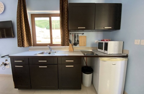 Sliema Apartment | Enchanting Studio in a Characterful House with Breakfast