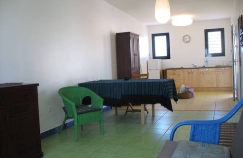 Port-Louis Apartment | Cozy Studio in Architect's House Near Beach, Pet-Friendly