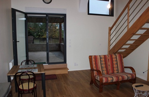Javene Apartment | Unique Studio Retreat in a Historic Barn - 10/10 Rating