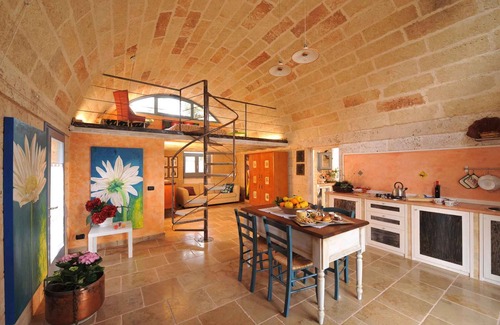 Spongano Apartment | Cozy Holiday Apartment Amidst Olive Groves with Spa
