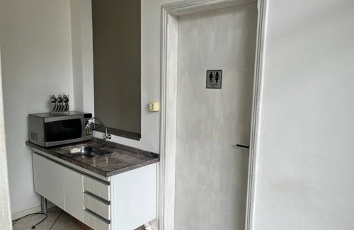 Sao Joao da Boa Vista Apartment | Central Studio with Family and Pet-Friendly Amenities