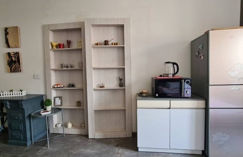 Dbayeh Apartment | Modern Studio in Dbayeh with WIFI and Pet-Friendly Amenities