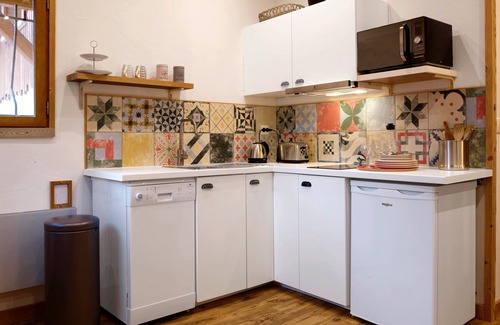 Sainte-Foy-Tarentaise Apartment | Cozy Studio Steps from Premier Ski Resorts