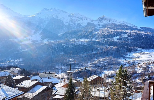 Sainte-Foy-Tarentaise Apartment | Cozy Studio Steps from Premier Ski Resorts