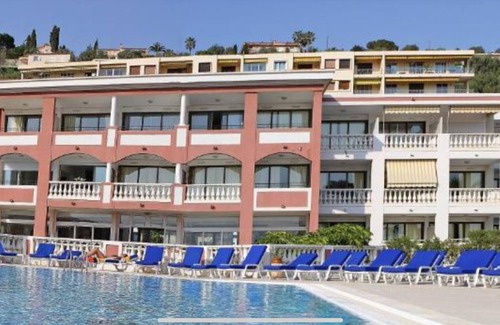 Nice Apartment | Beautiful Studio Retreat in Pierre & Vacances Residence