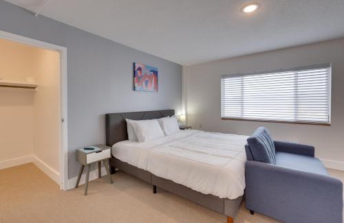 Gadsden Apartment | Convenient Studio Near Coosa River with Family-Friendly Amenities