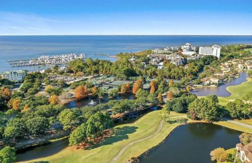 Baytowne Wharf Apartment | Studio in Heart of the Village