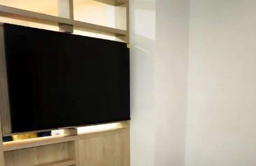 Suramericana Apartment | Comfortable Studio in Laureles Estadio with Spa & Kitchen