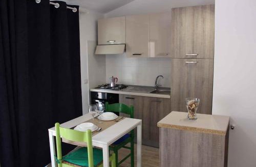 Ognina Apartment | Cozy Studio Retreat in Siracusa, Sicily for Families
