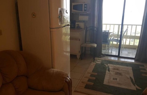 Altona House | Cozy Studio at St. Thomas Sunset Gardens Guesthouse