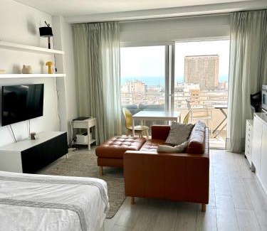 Alicante Apartment | Oceanfront Studio with City & Sea Views - Rated 10/10