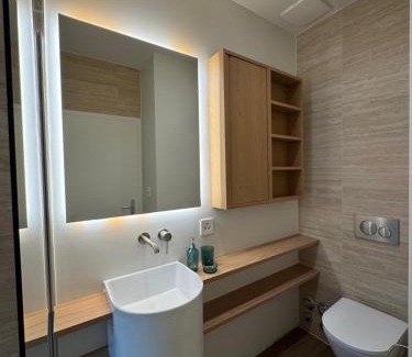 Neuchatel Apartment | Studio in the center of Neuchâtel Serenity