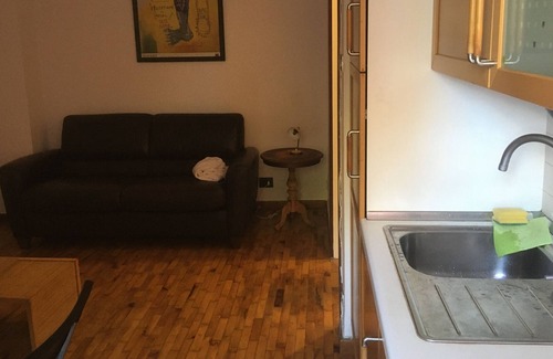 Castelletto Apartment | Idyllic Studio Retreat with Kitchen in Genoa's Heights